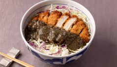 豚カツ丼 胡麻味噌ソースかけ
