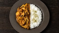生七味とねぎ味噌のチキンカレー