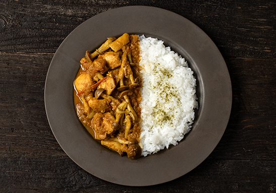 生七味とねぎ味噌のチキンカレー